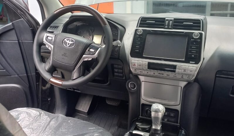 
								2020 Toyota Land Cruiser full									