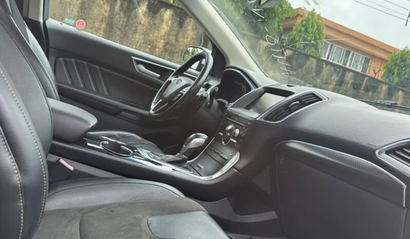
								2016 Ford Edge full									