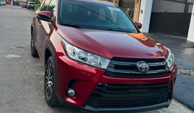 
								2018 Toyota Highlander full									