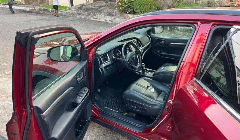 
								2018 Toyota Highlander full									