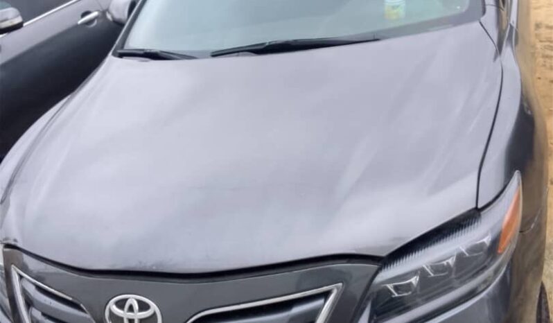 
								2010 Toyota Camry full									