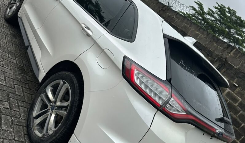 
								2016 Ford Edge full									