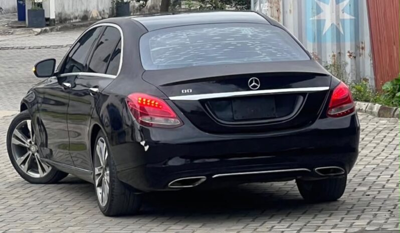 
								2015 Mercedes-Benz C300 full									
