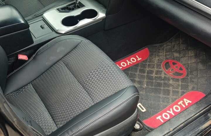 
								2013 Toyota Camry full									