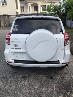 
										2010 Toyota RAV4 full									