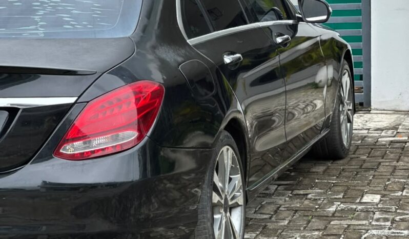 
								2015 Mercedes-Benz C300 full									