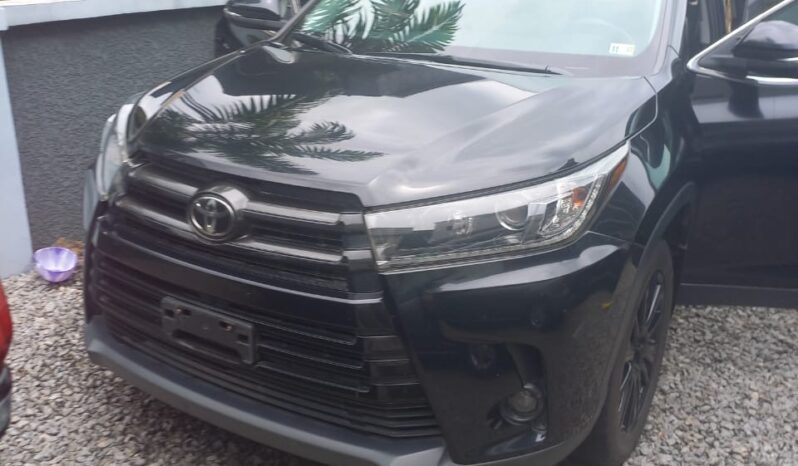 
								2019 Toyota Highlander full									