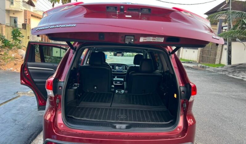 
								2018 Toyota Highlander full									