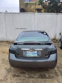 
										2010 Toyota Camry full									
