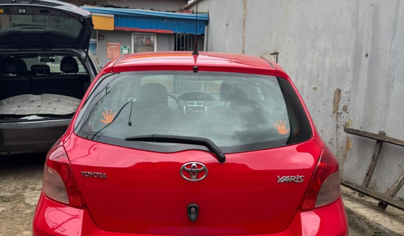 
								2007 Toyota Yaris full									