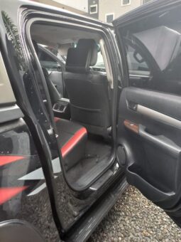
										2022 Toyota Hilux full									