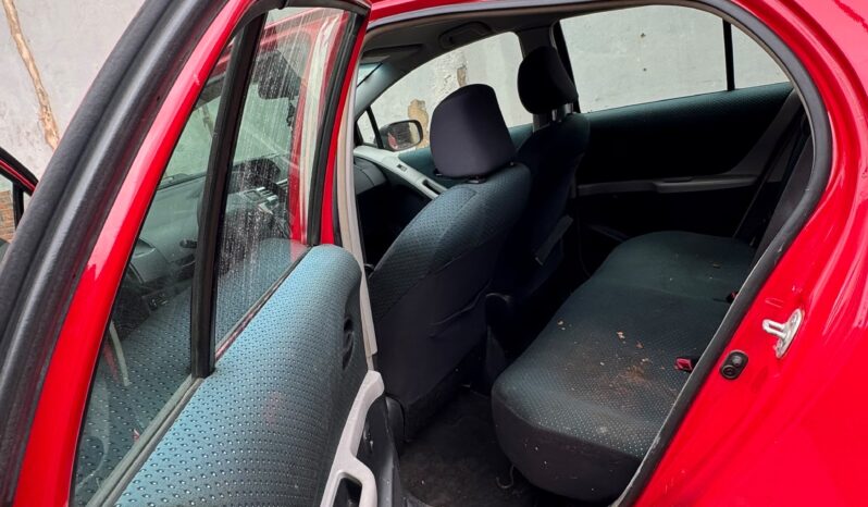 
								2007 Toyota Yaris full									
