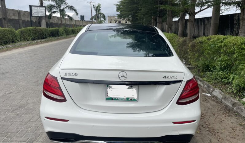 
								2017 Mercedes-Benz E 300 full									