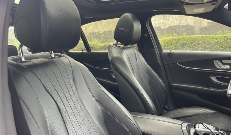
								2017 Mercedes-Benz E 300 full									