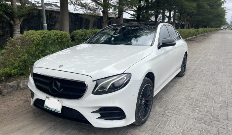 
								2017 Mercedes-Benz E 300 full									