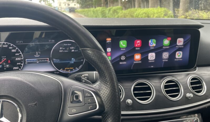 
								2017 Mercedes-Benz E 300 full									