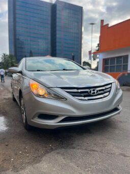 
										2011 Hyundai Sonata full									