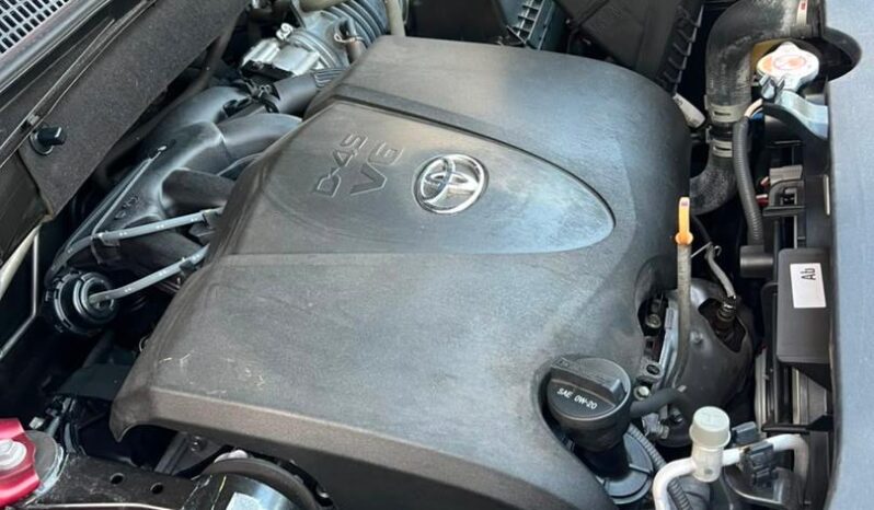 
								2018 Toyota Highlander full									