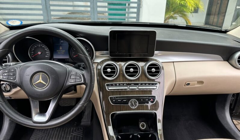 
								2015 Mercedes-Benz C300 full									