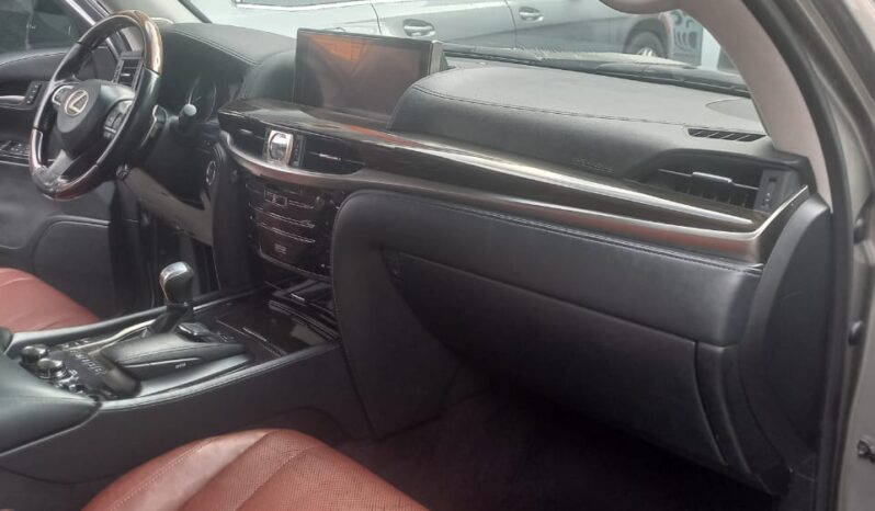 
								2018 Lexus LX570 full									