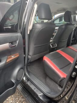 
										2022 Toyota Hilux full									