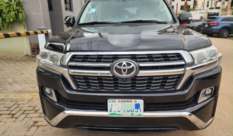 
								2019 Toyota Land Cruiser full									