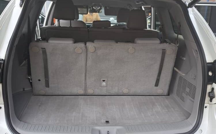 
								2017 Toyota Highlander full									