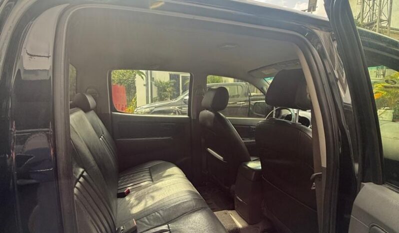 
								2014 Toyota Hilux full									