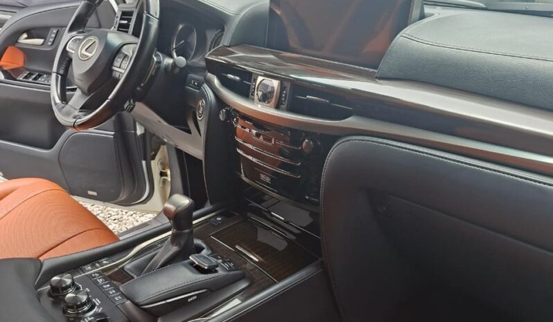 
								2020 Lexus LX570 full									
