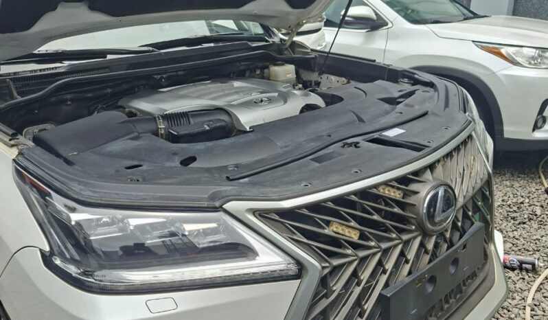 
								2020 Lexus LX570 full									