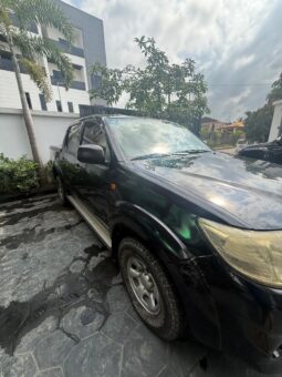 
										2014 Toyota Hilux full									