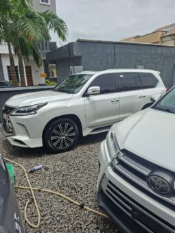 
										2020 Lexus LX570 full									