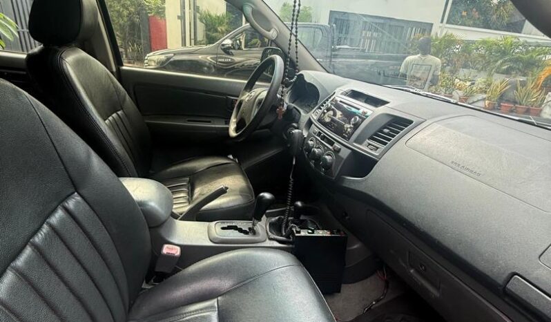 
								2014 Toyota Hilux full									