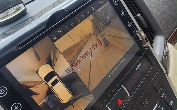 
								2019 Toyota Land Cruiser full									