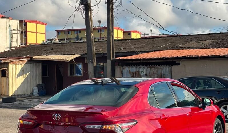 
								2021 Toyota Camry full									