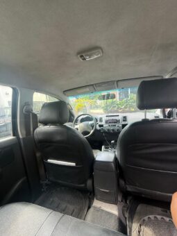 
										2014 Toyota Hilux full									