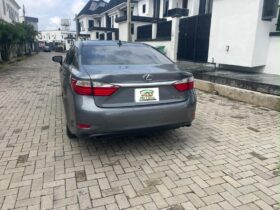 2014 Lexus ES350