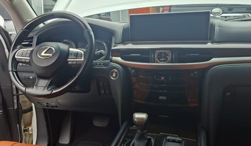 
								2020 Lexus LX570 full									