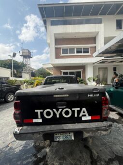 
										2014 Toyota Hilux full									